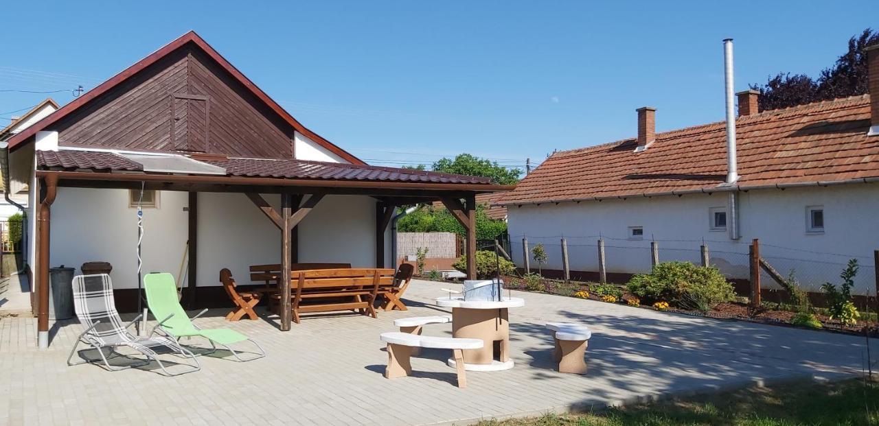 Feszty-fészek Vendégház Tiszafüred Extérieur photo