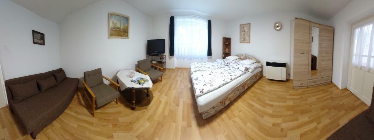 Feszty-fészek Vendégház Tiszafüred Extérieur photo